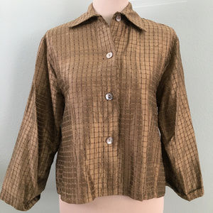 Shimmery Square Pattern Four Button 100% Silk Top